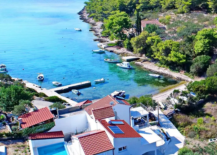 Seaside Family Friendly House With A Swimming Pool Cove Slatina, Korcula - 23711 * Vela Luka