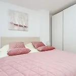 Seaside Family Friendly House With A Swimming Pool Cove Slatina, Korcula - 23711 Holiday home *