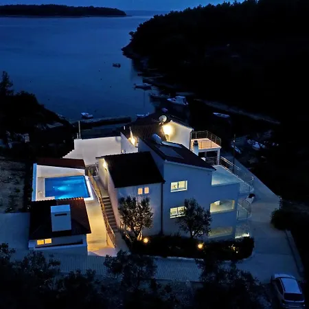 Tatil Evi Seaside Family Friendly House With A Swimming Pool Cove Slatina, Korcula - 23711 Vela Luka