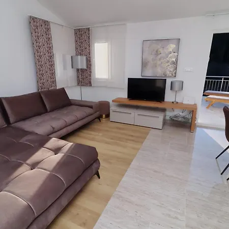 Сasa de vacaciones Seaside Family Friendly House With A Swimming Pool Cove Slatina, Korcula - 23711 Vela Luka