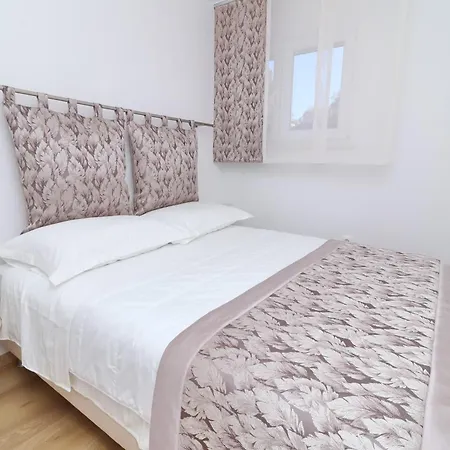 Seaside Family Friendly House With A Swimming Pool Cove Slatina, Korcula - 23711 Tatil Evi *