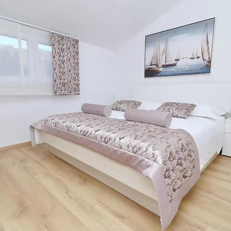Seaside Family Friendly House With A Swimming Pool Cove Slatina, Korcula - 23711 Tatil Evi Vela Luka