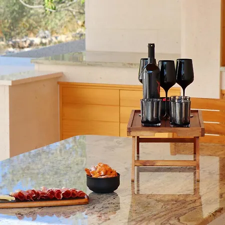 Seaside Family Friendly House With A Swimming Pool Cove Slatina, Korcula - 23711 Vakantiehuis *