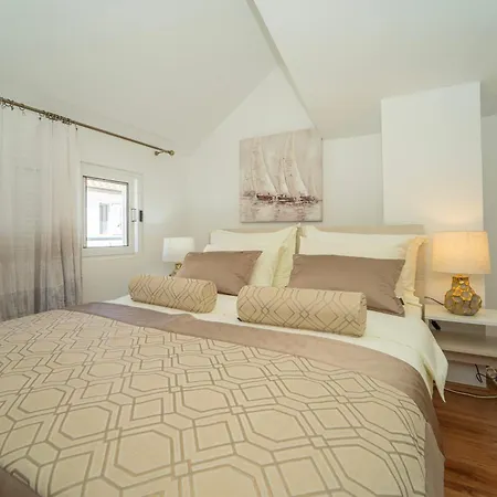 Tatil Evi Seaside Family Friendly House With A Swimming Pool Cove Slatina, Korcula - 23711 Vela Luka