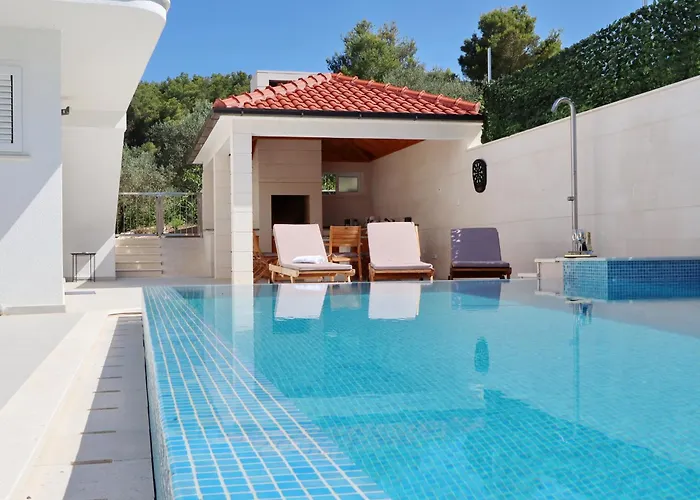 Seaside Family Friendly House With A Swimming Pool Cove Slatina, Korcula - 23711 Holiday home Vela Luka