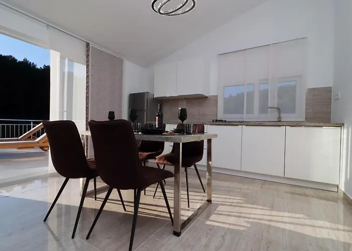 Seaside Family Friendly House With A Swimming Pool Cove Slatina, Korcula - 23711 * Vela Luka