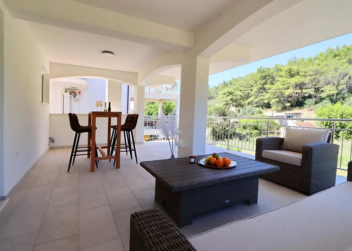 Seaside Family Friendly House With A Swimming Pool Cove Slatina, Korcula - 23711 Tatil Evi *